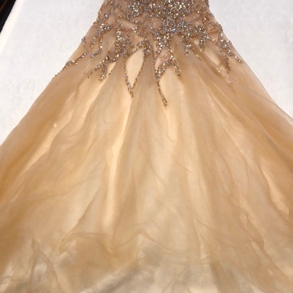 Prom dress - Picture 2 of 2